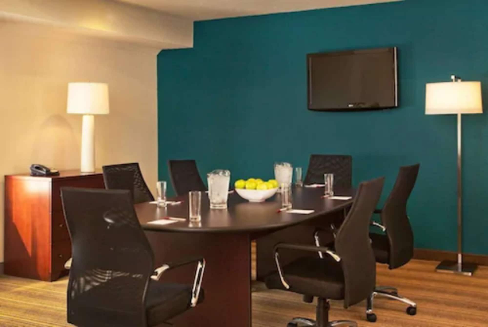 Hawthorn By Wyndham Vienna Va Hotel Tysons Corner
