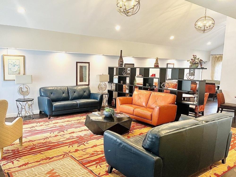Hawthorn By Wyndham Vienna Va Hotel 3*