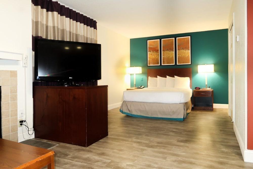Hawthorn By Wyndham Vienna Va Hotel
