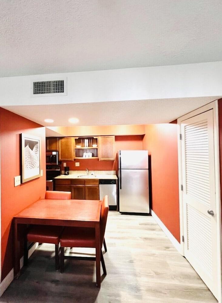 Hotel Hawthorn By Wyndham Vienna Va 3*